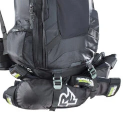 Evoc FR Protector Trail Unlimited 20L 14 Evoc FR Protector Trail Unlimited 20L -Specialized Soldes evoc fr protector trail unlimited 20l backpacks 100103105 4250450721284 3 379 4