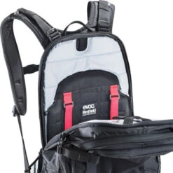 Evoc FR Protector Trail Unlimited 20L 15 Evoc FR Protector Trail Unlimited 20L -Specialized Soldes evoc fr protector trail unlimited 20l backpacks 100103105 4250450721284 3 379 5