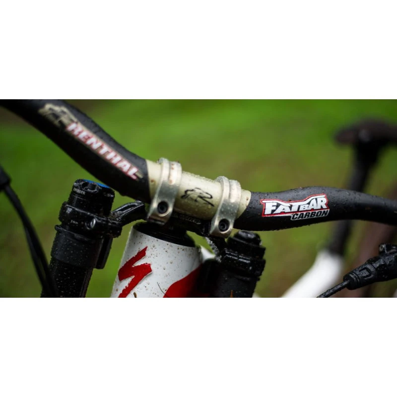 Renthal Fatbar DH Carbon 31.8MM 800MM Cintre 8 Renthal Fatbar DH Carbon 31.8MM 800MM Cintre – Image 7