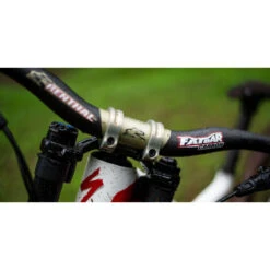Renthal Fatbar DH Carbon 35MM 800MM Cintre -Specialized Soldes renthal fatbar dh carbon 35mm 800mm cintre cockpit m153 m154 3 39483 6